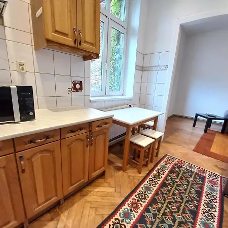 Old Town - 3 Bedrooms Soltyka S4 公寓 *