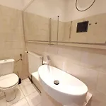 Old Town - 3 Bedrooms Soltyka S4 * קרקוב