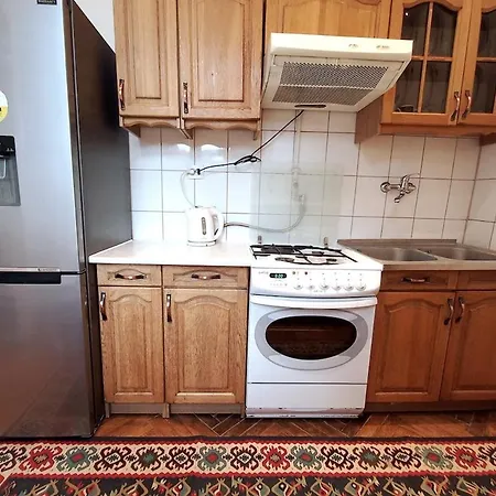 Apartment Old Town - 3 Bedrooms Soltyka Str S4 *