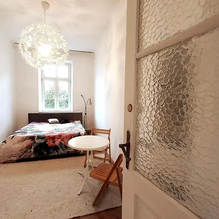 Apartment Old Town - 3 Bedrooms Soltyka S4 *